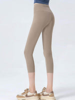 Wide Waistband Cropped Sports Leggings for Active Comfort