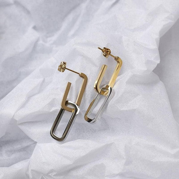 GOLD AND SILVER CHAIN EARRING