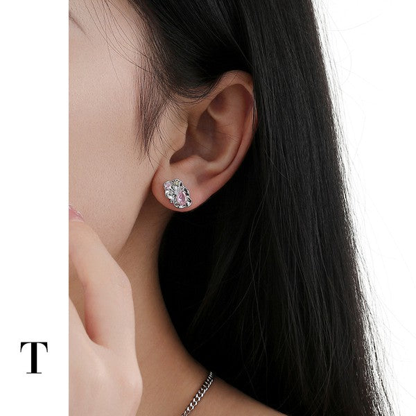 Love modeling zircon earrings