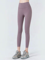 Wide Waistband Cropped Sports Leggings for Active Comfort